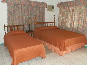 Hotel The Golden Sunset Negril